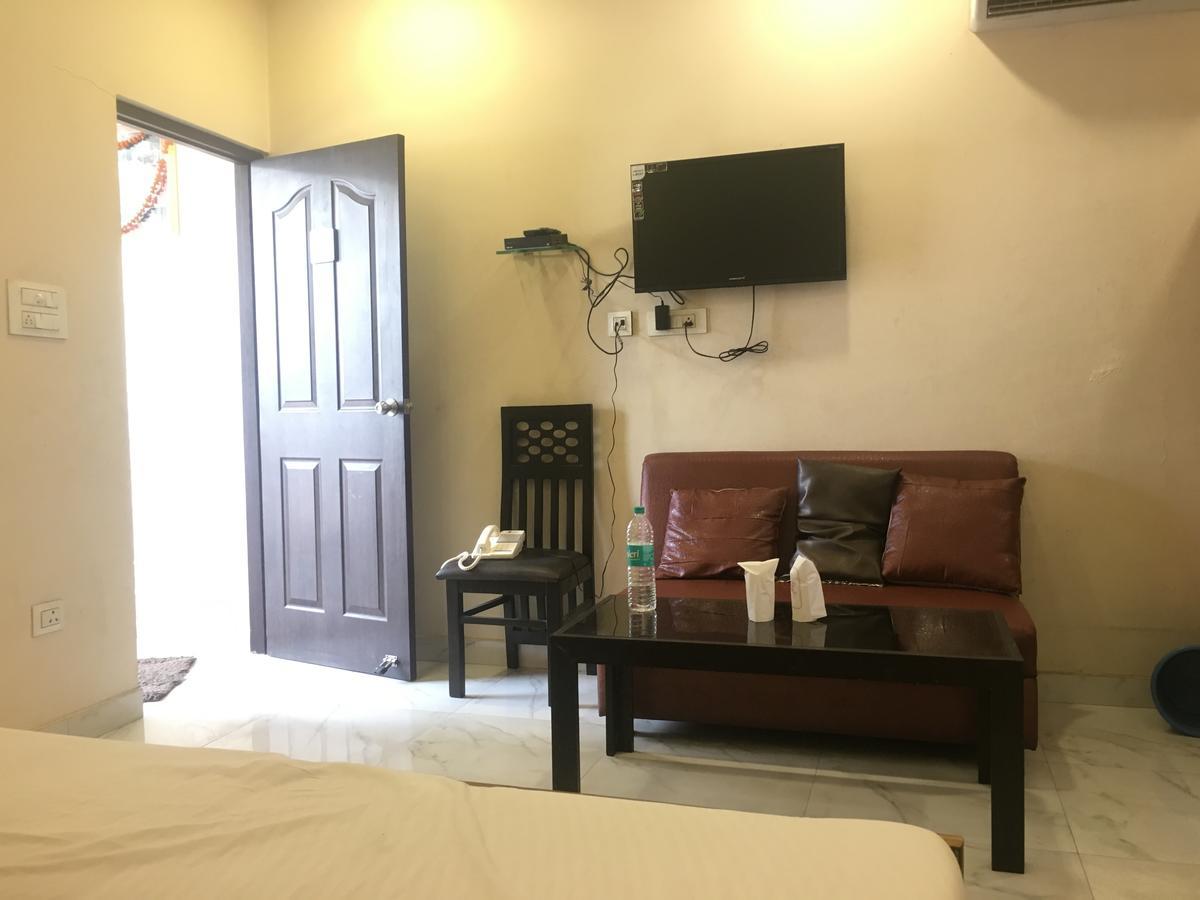 Oyo 12976 Hotel New Fiza Dżammu Zewnętrze zdjęcie