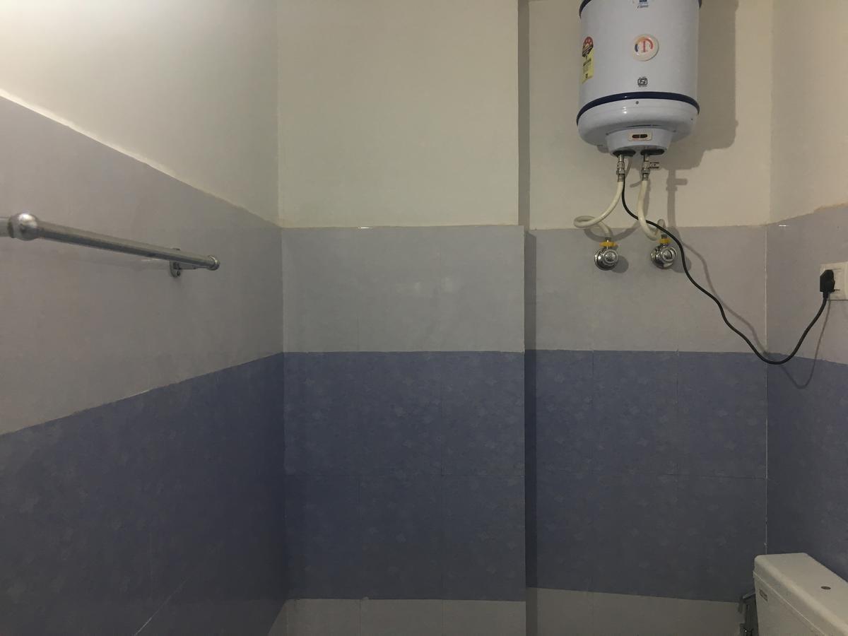 Oyo 12976 Hotel New Fiza Dżammu Zewnętrze zdjęcie