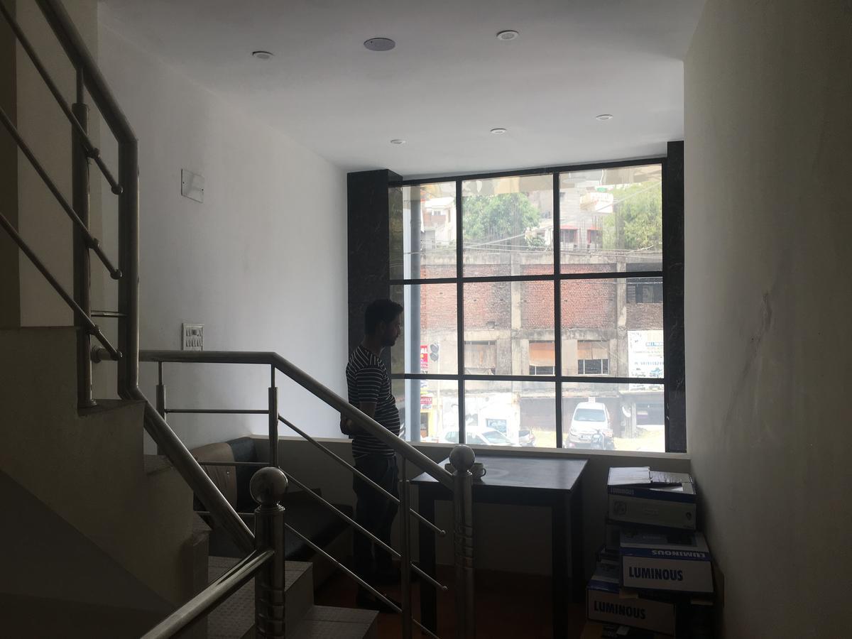 Oyo 12976 Hotel New Fiza Dżammu Zewnętrze zdjęcie
