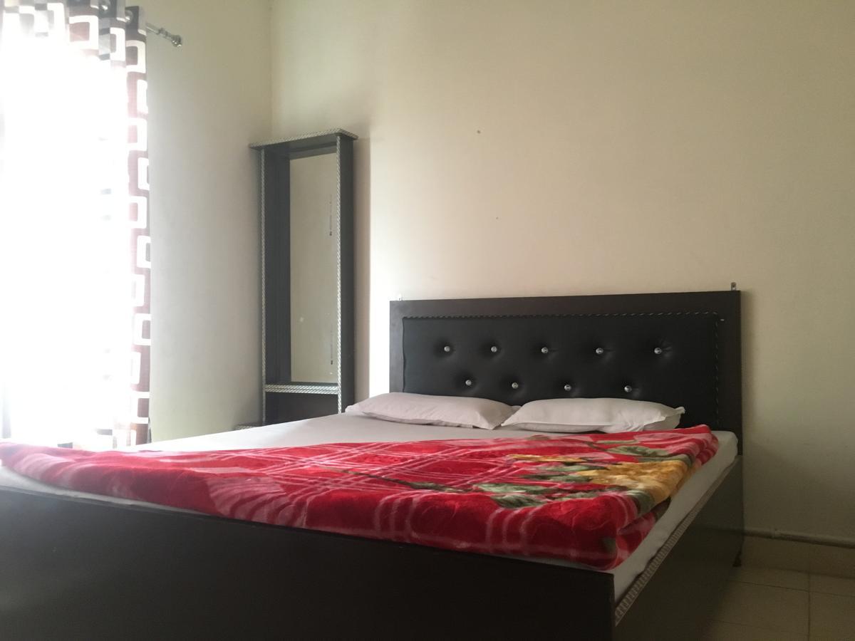 Oyo 12976 Hotel New Fiza Dżammu Zewnętrze zdjęcie
