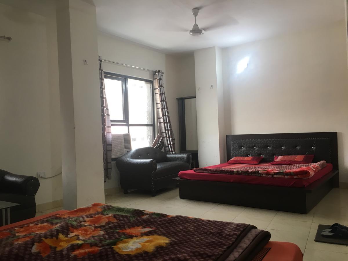 Oyo 12976 Hotel New Fiza Dżammu Zewnętrze zdjęcie