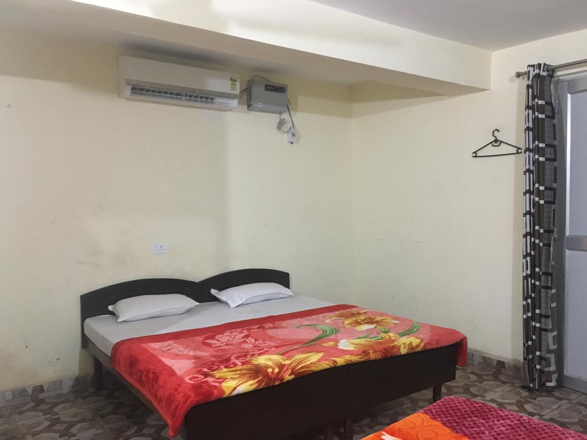 Oyo 12976 Hotel New Fiza Dżammu Zewnętrze zdjęcie