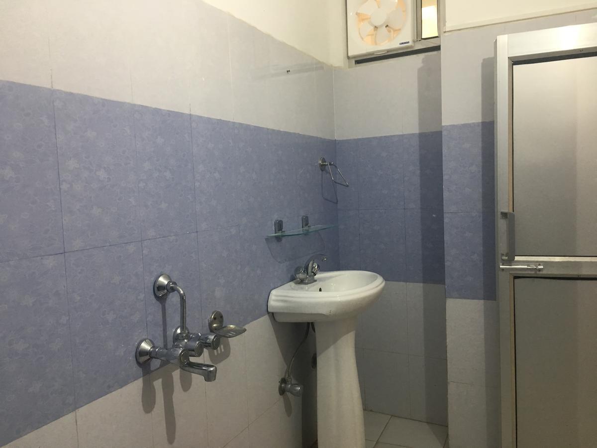 Oyo 12976 Hotel New Fiza Dżammu Zewnętrze zdjęcie